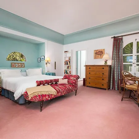 Villa Almendral Exclusive Hill Club Estate By Domvia Marbella