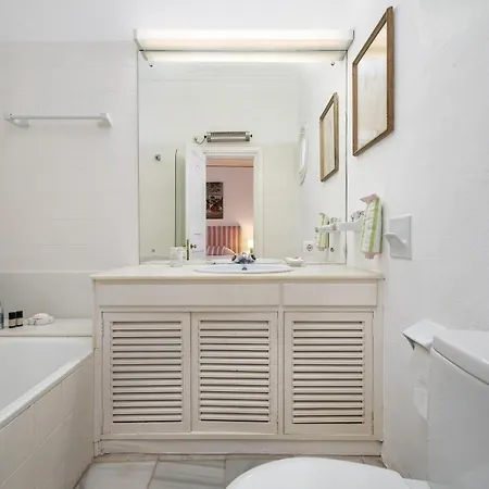 Almendral Exclusive Hill Club Estate By Domvia * Marbella