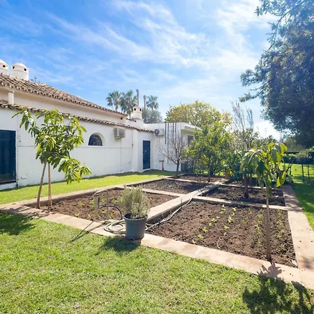 Villa Almendral Exclusive Hill Club Estate By Domvia *